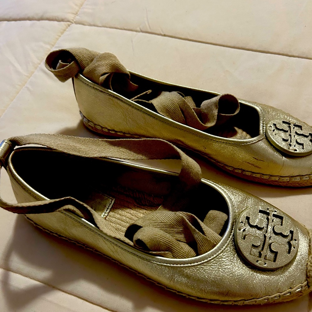 Tory Burch GOLD Minnie ballet glossy flat espadrilles w/ laces